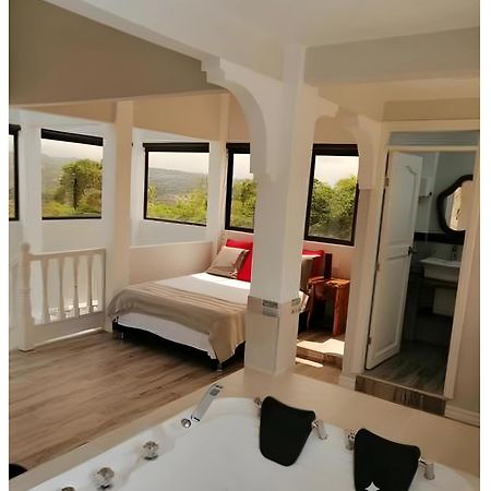 Casa Hotel Alicia 필란디아 외부 사진